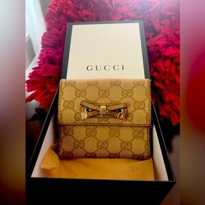 Gucci Gold Bow Beige Brown GG Canvas Leather Compact Wallet